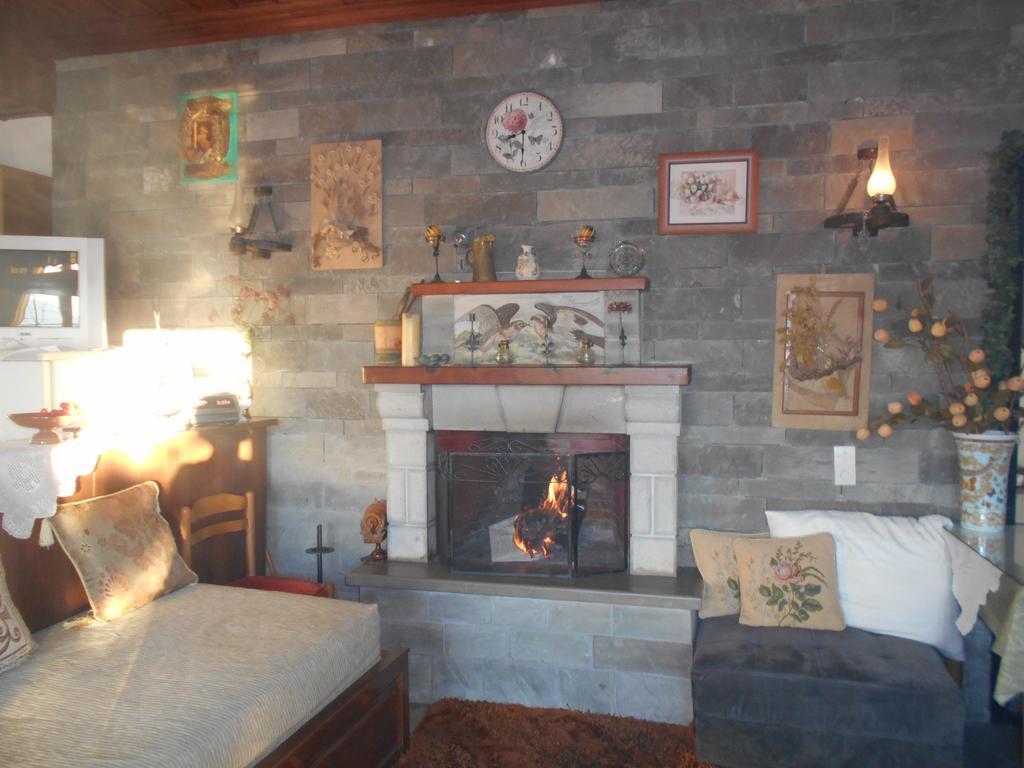 Gerakofolia Rooms To Let 코니차 외부 사진