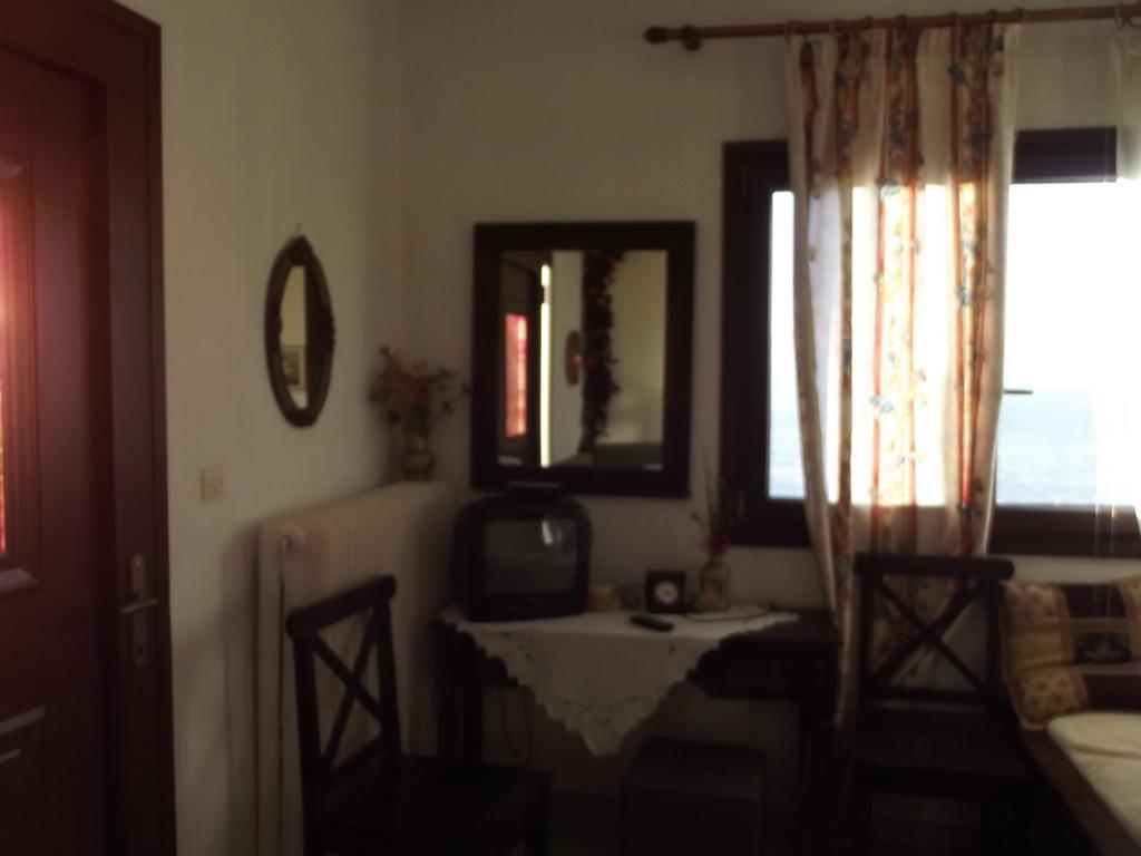 Gerakofolia Rooms To Let 코니차 외부 사진