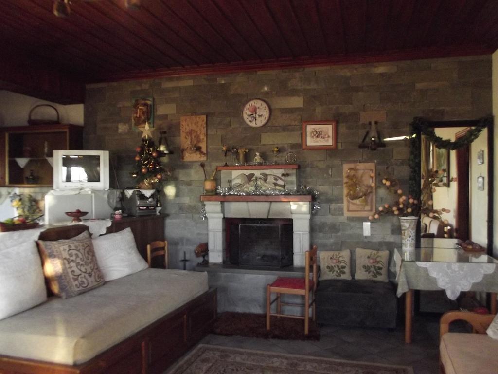 Gerakofolia Rooms To Let 코니차 외부 사진
