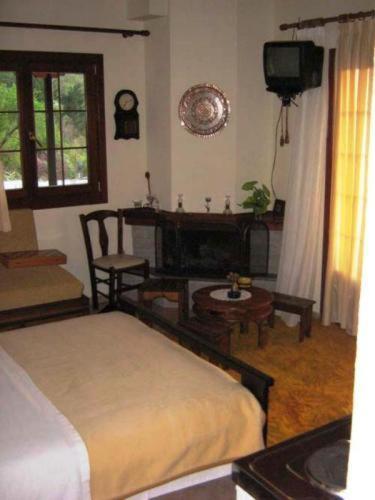 Gerakofolia Rooms To Let 코니차 외부 사진